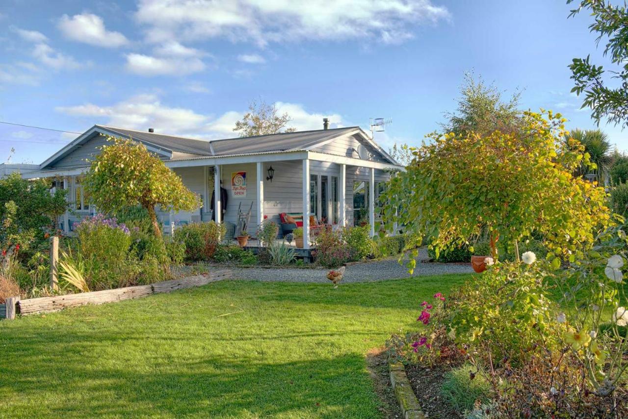 Folster Gardens Bed And Breakfast Invercargill Bagian luar foto